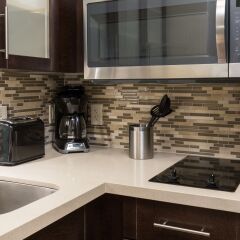 Отель Staybridge Suites Columbus Polaris в номере