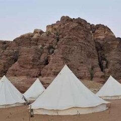 Отель The Rock Camp Иордания, Вади-Муса - отзывы, цены и фото номеров - забронировать отель The Rock Camp онлайн приотельная территория фото 2