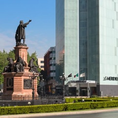 Отель Embassy Suites Mexico City Reforma Мехико