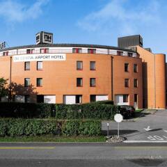 NH Geneva Airport Hotel парковка