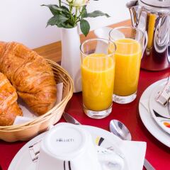 Hotel Busby в номере
