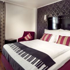 Clarion Collection Hotel Arcticus сейф в номере