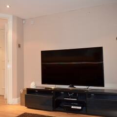 Отель 2 Bedroom Apartment 10mins From Central Manchester Великобритания, Солфорд - отзывы, цены и фото номеров - забронировать отель 2 Bedroom Apartment 10mins From Central Manchester онлайн удобства в номере