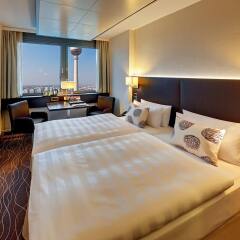 Отель Park Inn by Radisson Berlin Alexanderplatz комната для гостей