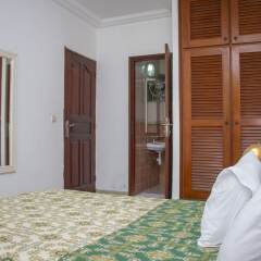 Residence Emmanuella in Abidjan, Cote d'Ivoire from 108$, photos, reviews - zenhotels.com guestroom photo 2