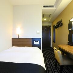 APA Hotel Tokyo Shiomi Ekimae сейф в номере