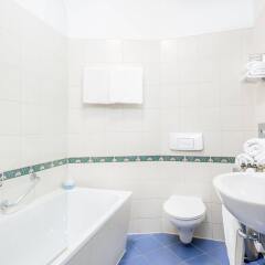 Отель Best Western Prima Hotel Wroclaw Польша, Вроцлав - 1 отзыв об отеле, цены и фото номеров - забронировать отель Best Western Prima Hotel Wroclaw онлайн ванная