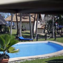 Отель Tambua Sands Beach Resort бассейн