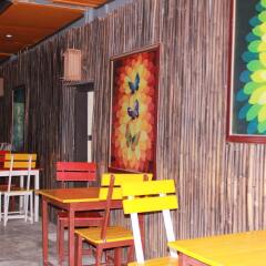 Отель Horizon Bungalow Restaurant and Bar Ланта питание
