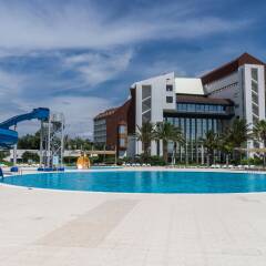 Grand Hotel Ontur - All Inclusive Чешме бассейн