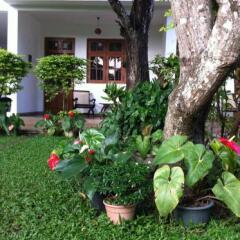 Отель Little Paradise Tourist Guest House and Holiday Home фото 11