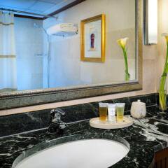 Отель Amman Marriott Hotel Иордания, Амман - отзывы, цены и фото номеров - забронировать отель Amman Marriott Hotel онлайн ванная фото 2