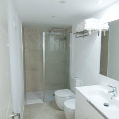 Отель Thaibus Apartments by Hoom Испания, Валенсия - отзывы, цены и фото номеров - забронировать отель Thaibus Apartments by Hoom онлайн ванная