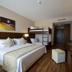 Отель Roma Beach Resort & Spa Сиде комната для гостей
