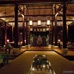 Отель Anantara Lawana Koh Samui Resort интерьер отеля
