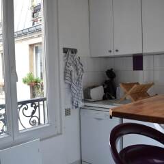 Апартаменты Spacious 1 Bedroom Apartment in 10th Arrondissement в номере фото 2