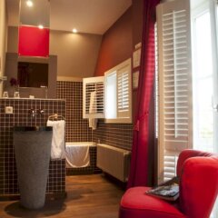 Отель Guest House De Bleker гостиничный бар