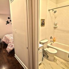Отель 238 Northeast Townhome #1063 - 4 Br Townhouse США, Вашингтон - отзывы, цены и фото номеров - забронировать отель 238 Northeast Townhome #1063 - 4 Br Townhouse онлайн ванная