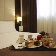 Отель Ih Hotels Milano Watt 13 Милан в номере фото 2