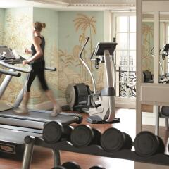 Shangri-La Hotel Paris фитнесс-зал