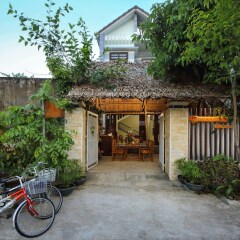 Отель Ha My Beach Homestay Hoi An спортивное сооружение