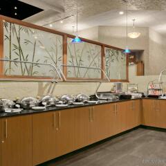 Отель Crowne Plaza Columbus North- Worthington США, Колумбус - отзывы, цены и фото номеров - забронировать отель Crowne Plaza Columbus North- Worthington онлайн питание фото 3