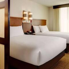 Отель Hyatt Place Dubai, Wasl District Дубай комната для гостей