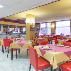 Отель Bellavista Sevilla Hotel Испания, Севилья - отзывы, цены и фото номеров - забронировать отель Bellavista Sevilla Hotel онлайн питание фото 2