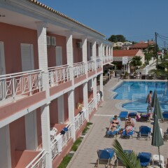 Отель Angelina Hotel & Apartments Греция, Корфу - отзывы, цены и фото номеров - забронировать отель Angelina Hotel & Apartments онлайн бассейн фото 2