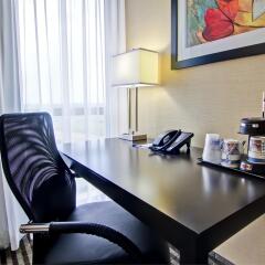 Отель Best Western Plus Toronto North York Hotel & Suites Канада, Торонто - отзывы, цены и фото номеров - забронировать отель Best Western Plus Toronto North York Hotel & Suites онлайн удобства в номере