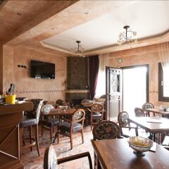 Отель Oreiades Guesthouse Ситония гостиничный бар