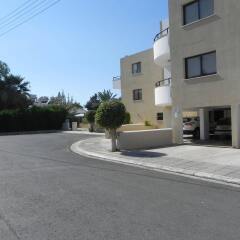 Апартаменты Andries Apartments парковка