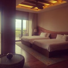 Отель Indura Beach & Golf Resort, Curio Collection by Hilton Гондурас, Тела - отзывы, цены и фото номеров - забронировать отель Indura Beach & Golf Resort, Curio Collection by Hilton онлайн комната для гостей фото 3