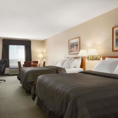 Отель Days Inn by Wyndham Saskatoon Канада, Саскатун - отзывы, цены и фото номеров - забронировать отель Days Inn by Wyndham Saskatoon онлайн комната для гостей фото 5