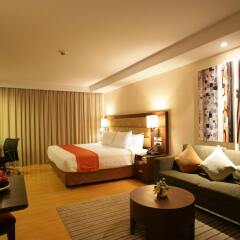 Отель Legacy Suites Sukhumvit by Compass Hospitality Таиланд, Бангкок - 2 отзыва об отеле, цены и фото номеров - забронировать отель Legacy Suites Sukhumvit by Compass Hospitality онлайн комната для гостей