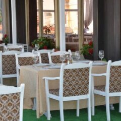 Madara Hotel Шумен питание