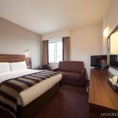 Отель Jurys Inn Glasgow Великобритания, Глазго - отзывы, цены и фото номеров - забронировать отель Jurys Inn Glasgow онлайн комната для гостей