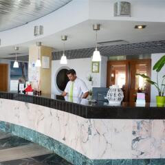 Отель Apartamentos Playa Moreia интерьер отеля