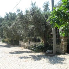 Отель Beyaz Ev Pansiyon парковка