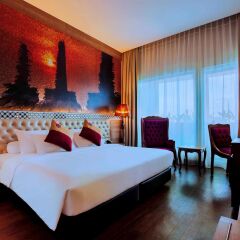 Отель Grand Mercure Yogyakarta Adi Sucipto Индонезия, Слеман - отзывы, цены и фото номеров - забронировать отель Grand Mercure Yogyakarta Adi Sucipto онлайн комната для гостей фото 4
