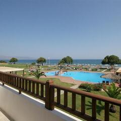 Отель Geraniotis Beach балкон