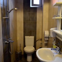 Отель Guest House Anelim Велико Тырново ванная