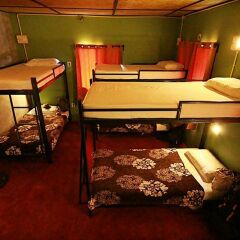 Отель Baan Chalok Hostel Таиланд, Остров Тау - отзывы, цены и фото номеров - забронировать отель Baan Chalok Hostel онлайн комната для гостей