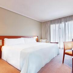 TRYP Madrid Alameda Aeropuerto Hotel комната для гостей