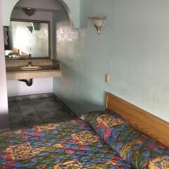 Отель Budget Motel США, Лос-Анджелес - отзывы, цены и фото номеров - забронировать отель Budget Motel онлайн удобства в номере фото 2