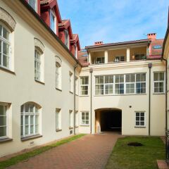 Отель ReHouse Вильнюс вид на фасад