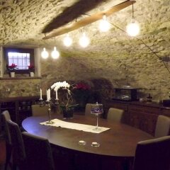 Отель B&B Antico Borgo Манерба-дель-Гарда гостиничный бар