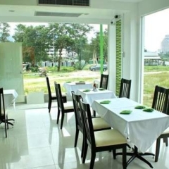 Отель Paradise Beach Resortel питание