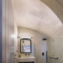 Отель 3 Caves Villa by Caldera Houses Греция, Остров Санторини - отзывы, цены и фото номеров - забронировать отель 3 Caves Villa by Caldera Houses онлайн ванная фото 2