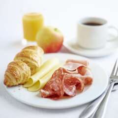 Отель Holiday Inn Express Dusseldorf - City питание фото 3